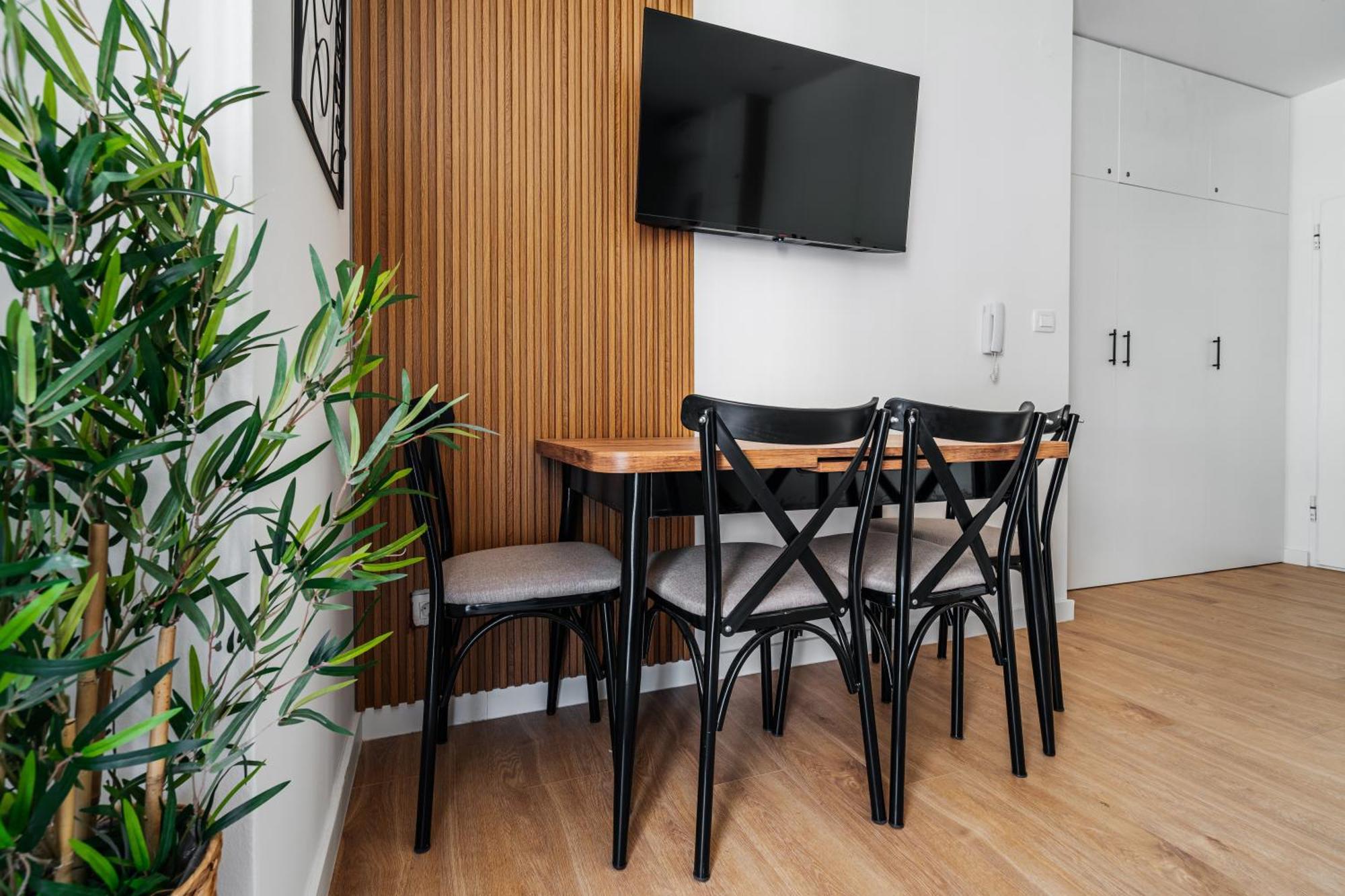 Aura Tower Aparments By In Property Rafajlovići Buitenkant foto